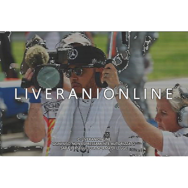 Lewis Hamilton (GBR) Mercedes AMG F1 on the grid. 17.04.2016. Formula 1 World Championship, Rd 3, Chinese Grand Prix, Shanghai, China, Race Day. AG ALDO LIVERANI SAS ONLY ITALY