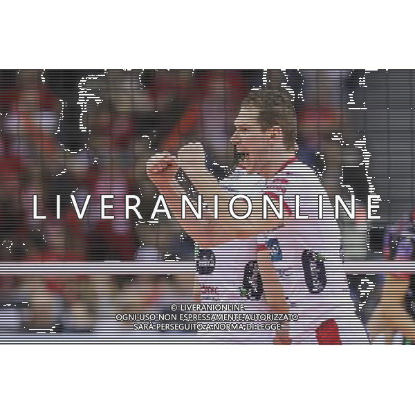 16.04.2016 KRAKOW SIATKOWKA MEZCZYZN LIGA MISTRZOW FINAL FOUR 2016 CHAMPIONS LEAGUE 2016 CEV DenizBank Volleyball Men Champions League Final Four season 2015/2016 MECZ POLFINALOWY Semifinal match MECZ TRENTINO DIATEC - CUCINE LUBE CIVITANOVA N/Z TINE URNAUT RADOSC EMOCJE FOT MACIEJ GOCLON / FOTONEWS / NEWSPIX.PL --- Newspix.pl AG ALDO LIVERANI SAS ONLY ITALY *** Local Caption *** www.newspix.pl mail us: info@newspix.pl call us: 0048 022 23 22 222 --- Polish Picture Agency by Ringier Axel Springer Poland