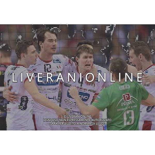 2016.04.16 Krakow Siatkowka mezczyzn Liga Mistrzow Final Four TRENTINO Diatec - Cucine Lube CIVITANOVA N/z GIANNELLI Simone TZOURITS Mitar ANTONOV Oleg Antonow URNAUT Tine Foto Lukasz Laskowski / PressFocus 2016.04.16 Krakow Men volleyball 2016 CEV DenizBank Volleyball Champions League Final Four TRENTINO Diatec - Cucine Lube CIVITANOVA GIANNELLI Simone TZOURITS Mitar ANTONOV Oleg Antonow URNAUT Tine Credit: Lukasz Laskowski / PressFocus AG ALDO LIVERANI SAS ONLY ITALY