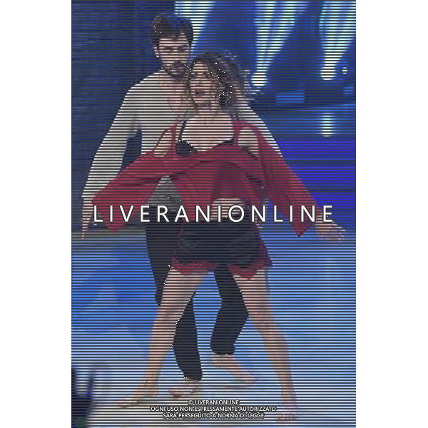 Trasmissione TV \' Ballando con le stelle \' - Roma 16.04.2016 Auditorium Rai - nella foto: Iago Garcia e Samanta Togni / Ph. Corradetti - Ag. Aldo Liverani sas/ AGENZIA ALDO LIVERANI SAS