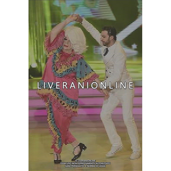Trasmissione TV \' Ballando con le stelle \' - Roma 16.04.2016 Auditorium Rai - nella foto: Platinette e Raimondo Todaro / Ph. Corradetti - Ag. Aldo Liverani sas/ AGENZIA ALDO LIVERANI SAS