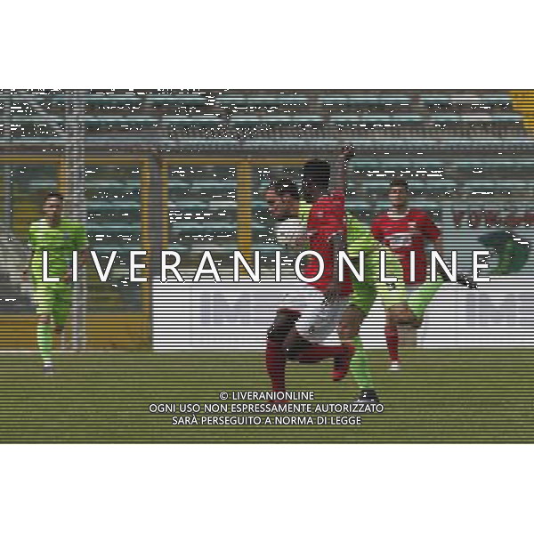 ANCONA vs SPAL, Campionato di Calcio Lega Pro, Girone B, 31» giornata, 17/04/2016, nella foto: ZIGONI GIANMARCO, DRAMANE KONATE, ©Claudio Zamagni/ Agenzia Aldo Liverani s.a.s.