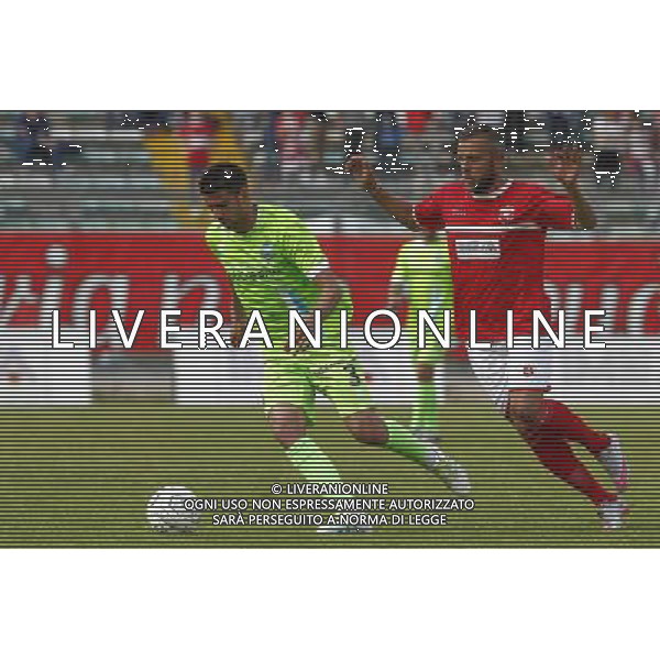 ANCONA vs SPAL, Campionato di Calcio Lega Pro, Girone B, 31» giornata, 17/04/2016, nella foto: CECCARONI PIETRO, CAZZOLA UMBERTO, ©Claudio Zamagni/ Agenzia Aldo Liverani s.a.s.