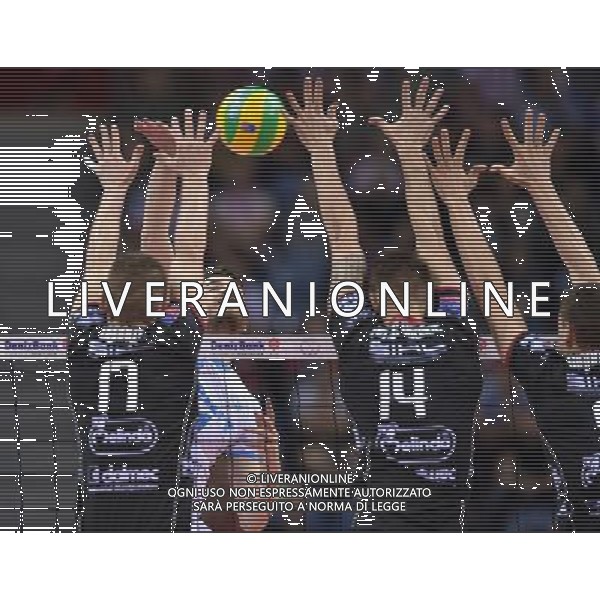 2016.04.17 Krakow Siatkowka mezczyzn Liga Mistrzow Final Four Zenit Kazan - Trentino Diatec N/z Matthew John ANDERSON Foto Lukasz Laskowski / PressFocus 2016.04.17 Krakow Men volleyball 2016 CEV DenizBank Volleyball Champions League Final Four Zenit Kazan - Trentino Diatec Matthew John ANDERSON Credit: Lukasz Laskowski / PressFocus / NEWSPIX.PL --- Newspix.pl AG ALDO LIVERANI SAS *** Local Caption *** www.newspix.pl mail us: info@newspix.pl call us: 0048 022 23 22 222 --- Polish Picture Agency by Ringier Axel Springer Poland