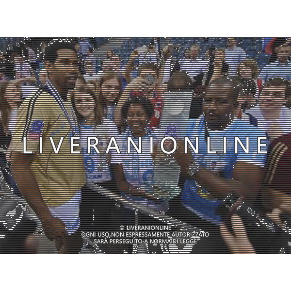 2016.04.17 Krakow Siatkowka mezczyzn Liga Mistrzow Final Four feta dekoracja podium viva Zenit Kazan - Trentino Diatec N/z Wilfredo LEON VENERO ojciec Wilfredo Leon Hechavarria matka Alina Venero Boza dziewczyna Malgorzata Gronkowska Foto Lukasz Laskowski / PressFocus 2016.04.17 Krakow Men volleyball 2016 CEV DenizBank Volleyball Champions League Final Four Zenit Kazan - Trentino Diatec Wilfredo LEON VENERO ojciec Wilfredo Leon Hechavarria matka Alina Venero Boza dziewczyna Malgorzata Gronkowska Credit: Lukasz Laskowski / PressFocus / NEWSPIX.PL --- Newspix.pl AG ALDO LIVERANI SAS *** Local Caption *** www.newspix.pl mail us: info@newspix.pl call us: 0048 022 23 22 222 --- Polish Picture Agency by Ringier Axel Springer Poland