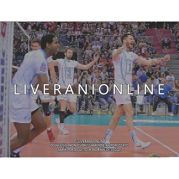 2016.04.17 Krakow Siatkowka mezczyzn Liga Mistrzow Final Four feta dekoracja podium viva Zenit Kazan - Trentino Diatec N/z Wilfredo LEON VENERO Matthew John ANDERSON Foto Lukasz Laskowski / PressFocus 2016.04.17 Krakow Men volleyball 2016 CEV DenizBank Volleyball Champions League Final Four Zenit Kazan - Trentino Diatec Wilfredo LEON VENERO Matthew John ANDERSON Credit: Lukasz Laskowski / PressFocus / NEWSPIX.PL --- Newspix.pl AG ALDO LIVERANI SAS *** Local Caption *** www.newspix.pl mail us: info@newspix.pl call us: 0048 022 23 22 222 --- Polish Picture Agency by Ringier Axel Springer Poland