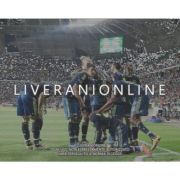 Ziraat Turkey Cup match between Konyaspor and Fenerbahce at Torku Arena in Konya , Turkey , April 20, 2016. Final Score: Konyaspor 0 - Fenerbahce 3 Pictured:: Fenerbahce players celebrates for Volkan Sen \' s goal. TURCJA PUCHAR TURCJI PILKA NOZNA SEZON 2015/2016 FOT.SESKIM PHOTO/NEWSPIX.PL POLAND, TURKEY, GERMANY, AUSTRIA AND UK OUT !!! --- Newspix.pl AG ALDO LIVERANI SAS *** Local Caption *** www.newspix.pl mail us: info@newspix.pl call us: 0048 022 23 22 222 --- Polish Picture Agency by Ringier Axel Springer Poland