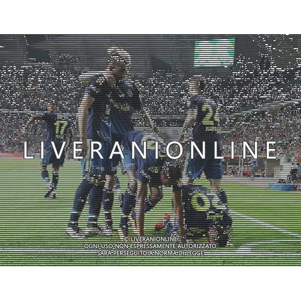 Ziraat Turkey Cup match between Konyaspor and Fenerbahce at Torku Arena in Konya , Turkey , April 20, 2016. Final Score: Konyaspor 0 - Fenerbahce 3 Pictured:: Fenerbahce players celebrates for Volkan Sen \' s goal. TURCJA PUCHAR TURCJI PILKA NOZNA SEZON 2015/2016 FOT.SESKIM PHOTO/NEWSPIX.PL POLAND, TURKEY, GERMANY, AUSTRIA AND UK OUT !!! --- Newspix.pl AG ALDO LIVERANI SAS