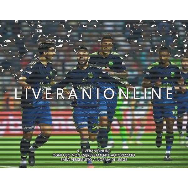 Ziraat Turkey Cup match between Konyaspor and Fenerbahce at Torku Arena in Konya , Turkey , April 20, 2016. Final Score: Konyaspor 0 - Fenerbahce 3 Pictured:: Volkan Sen , Ozan Tufan (C) and Jose Fernandao of Fenerbahce. TURCJA PUCHAR TURCJI PILKA NOZNA SEZON 2015/2016 FOT.SESKIM PHOTO/NEWSPIX.PL POLAND, TURKEY, GERMANY, AUSTRIA AND UK OUT !!! --- Newspix.pl AG ALDO LIVERANI SAS