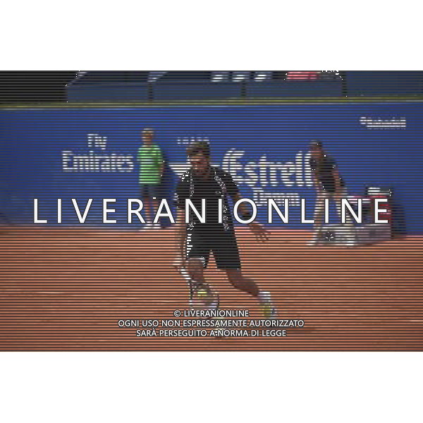 Benoit Paire playing Malek Jaziri in Barcelona Open Quarter final 22.04.2016 HISZPANIA BARCELONA TENIS FOT. JAN McINTYRE/NEWSPIX.PL --- Newspix.pl /AGENZIA ALDO LIVERANI SAS - - ITALY ONLY - EDITORIAL USE ONLY - *** Local Caption *** www.newspix.pl mail us: info@newspix.pl call us: 0048 022 23 22 222 --- Polish Picture Agency by Ringier Axel Springer Poland