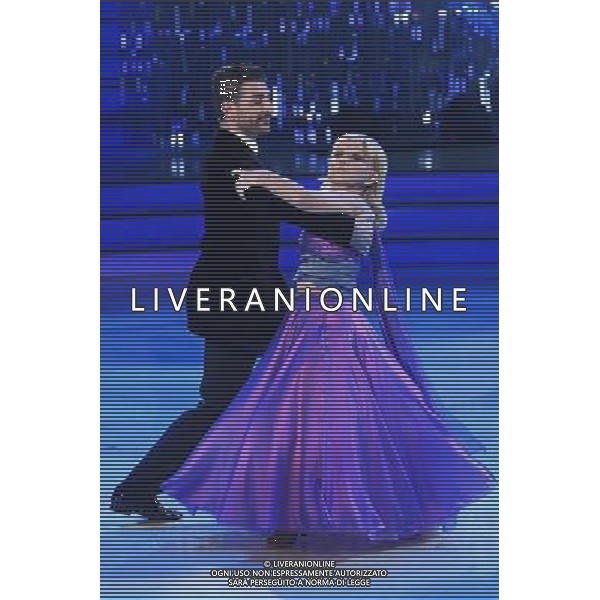 Finale della trasmissione TV \' Ballando con le stelle \' Roma - 23.04.2016 - Auditorium Rai - nella foto: Rita Pavone e Simone Di Pasquale / Ph. Corradetti - Ag. Aldo Liverani sas