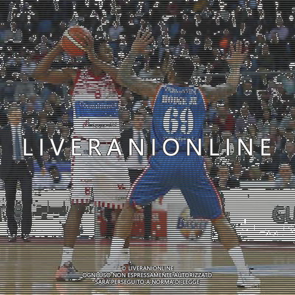 Lega Basket serie A, Consultinvest Pesaro vs Acqua Vitasnella Cant, 24/04/2016 nella foto: CHRISTON SEMAJ, HODGE WALTER,©CLAUDIO ZAMAGNI/AGENZIA ALDO LIVERANI S.A.S.