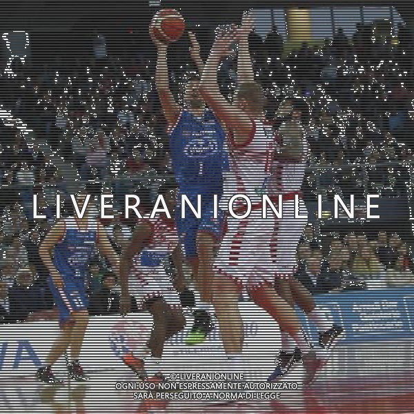 Lega Basket serie A, Consultinvest Pesaro vs Acqua Vitasnella Cant, 24/04/2016 nella foto: ukic roko, ©CLAUDIO ZAMAGNI/AGENZIA ALDO LIVERANI S.A.S.