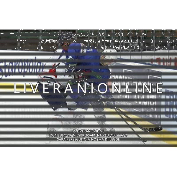 KATOWICE 2016.04.27 SPORT HOKEJ NA LODZIE MISTRZOSTWA SWIATA DYWIZJI 1A SLOWENIA - KOREA NZ. YOUNG JUN LEE KOR ANDREJ HEBAR SLO FOT. MICHAL CHWIEDUK / FOKUSMEDIA/NEWSPIX.PL KATOWICE 2016.04.27 SPORT ICE HOCKEY WORLD CHAMPIONSHIP DIVISION 1 GROUP A SLOVENIA - KOREA FOT. MICHAL CHWIEDUK / FOKUSMEDIA --- Newspix.pl AG ALDO LIVERANI SAS *** Local Caption *** www.newspix.pl mail us: info@newspix.pl call us: 0048 022 23 22 222 --- Polish Picture Agency by Ringier Axel Springer Poland