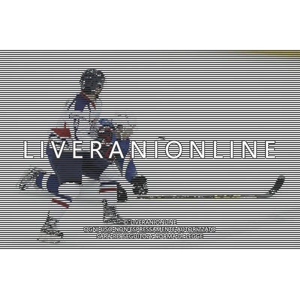 KATOWICE 2016.04.27 SPORT HOKEJ NA LODZIE MISTRZOSTWA SWIATA DYWIZJI 1A SLOWENIA - KOREA NZ. SANGHOON SHIN KOR ALES MUSIC SLO FOT. MICHAL CHWIEDUK / FOKUSMEDIA/NEWSPIX.PL KATOWICE 2016.04.27 SPORT ICE HOCKEY WORLD CHAMPIONSHIP DIVISION 1 GROUP A SLOVENIA - KOREA FOT. MICHAL CHWIEDUK / FOKUSMEDIA --- Newspix.pl AG ALDO LIVERANI SAS *** Local Caption *** www.newspix.pl mail us: info@newspix.pl call us: 0048 022 23 22 222 --- Polish Picture Agency by Ringier Axel Springer Poland