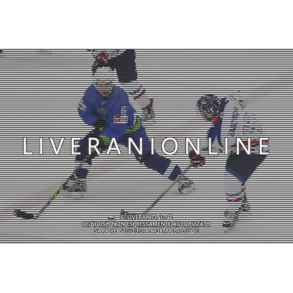 KATOWICE 2016.04.27 SPORT HOKEJ NA LODZIE MISTRZOSTWA SWIATA DYWIZJI 1A SLOWENIA - KOREA NZ. ALES MUSIC SLO SANGWOOK KIM KOR FOT. MICHAL CHWIEDUK / FOKUSMEDIA/NEWSPIX.PL KATOWICE 2016.04.27 SPORT ICE HOCKEY WORLD CHAMPIONSHIP DIVISION 1 GROUP A SLOVENIA - KOREA FOT. MICHAL CHWIEDUK / FOKUSMEDIA --- Newspix.pl AG ALDO LIVERANI SAS *** Local Caption *** www.newspix.pl mail us: info@newspix.pl call us: 0048 022 23 22 222 --- Polish Picture Agency by Ringier Axel Springer Poland