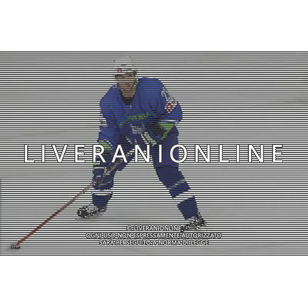 KATOWICE 2016.04.27 SPORT HOKEJ NA LODZIE MISTRZOSTWA SWIATA DYWIZJI 1A SLOWENIA - KOREA NZ. LUKA VIDMAR SLO FOT. MICHAL CHWIEDUK / FOKUSMEDIA/NEWSPIX.PL KATOWICE 2016.04.27 SPORT ICE HOCKEY WORLD CHAMPIONSHIP DIVISION 1 GROUP A SLOVENIA - KOREA FOT. MICHAL CHWIEDUK / FOKUSMEDIA --- Newspix.pl AG ALDO LIVERANI SAS *** Local Caption *** www.newspix.pl mail us: info@newspix.pl call us: 0048 022 23 22 222 --- Polish Picture Agency by Ringier Axel Springer Poland