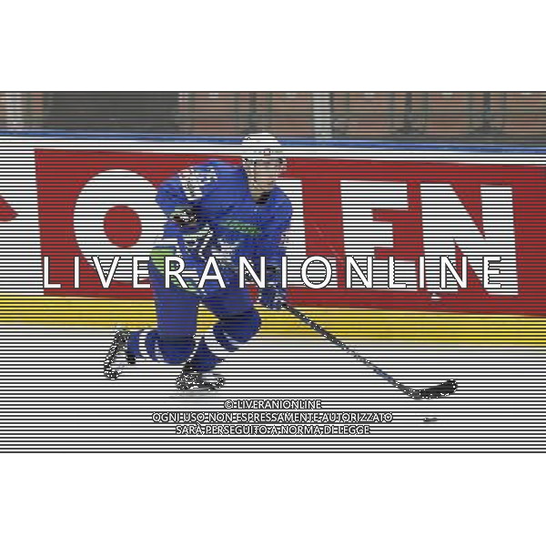 KATOWICE 2016.04.27 SPORT HOKEJ NA LODZIE MISTRZOSTWA SWIATA DYWIZJI 1A SLOWENIA - KOREA NZ. ROBERT SABOLIC SLO FOT. MICHAL CHWIEDUK / FOKUSMEDIA/NEWSPIX.PL KATOWICE 2016.04.27 SPORT ICE HOCKEY WORLD CHAMPIONSHIP DIVISION 1 GROUP A SLOVENIA - KOREA FOT. MICHAL CHWIEDUK / FOKUSMEDIA --- Newspix.pl AG ALDO LIVERANI SAS *** Local Caption *** www.newspix.pl mail us: info@newspix.pl call us: 0048 022 23 22 222 --- Polish Picture Agency by Ringier Axel Springer Poland