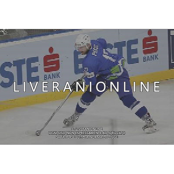 KATOWICE 2016.04.27 SPORT HOKEJ NA LODZIE MISTRZOSTWA SWIATA DYWIZJI 1A SLOWENIA - KOREA NZ. ZIGA PESUT SLO FOT. MICHAL CHWIEDUK / FOKUSMEDIA/NEWSPIX.PL KATOWICE 2016.04.27 SPORT ICE HOCKEY WORLD CHAMPIONSHIP DIVISION 1 GROUP A SLOVENIA - KOREA FOT. MICHAL CHWIEDUK / FOKUSMEDIA --- Newspix.pl AG ALDO LIVERANI SAS *** Local Caption *** www.newspix.pl mail us: info@newspix.pl call us: 0048 022 23 22 222 --- Polish Picture Agency by Ringier Axel Springer Poland