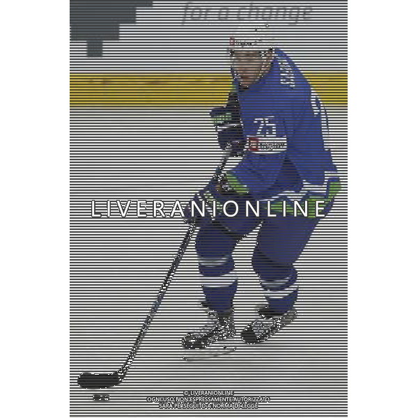 KATOWICE 2016.04.27 SPORT HOKEJ NA LODZIE MISTRZOSTWA SWIATA DYWIZJI 1A SLOWENIA - KOREA NZ. ROBERT SABOLIC SLO FOT. MICHAL CHWIEDUK / FOKUSMEDIA/NEWSPIX.PL KATOWICE 2016.04.27 SPORT ICE HOCKEY WORLD CHAMPIONSHIP DIVISION 1 GROUP A SLOVENIA - KOREA FOT. MICHAL CHWIEDUK / FOKUSMEDIA --- Newspix.pl AG ALDO LIVERANI SAS *** Local Caption *** www.newspix.pl mail us: info@newspix.pl call us: 0048 022 23 22 222 --- Polish Picture Agency by Ringier Axel Springer Poland