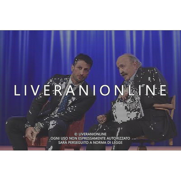 Fabrizio Corona ospite della trasmissione TV \' Maurizio Costanzo Show Roma - 28.04.2016 - Studi Mediaset De Paolis - nella foto: Fabrizio Corona e Maurizio Costanzo / Ph. Corradetti - Ag. Aldo Liverani Sas