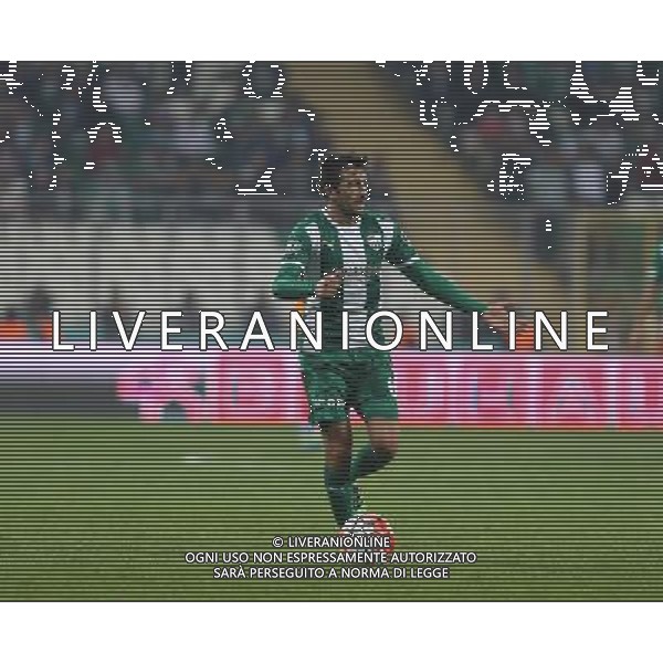 Turkey sportoto superlig soccer match between Bursaspor and Galatasaray at Timsah Arena in Bursa , Turkey , on April 29 , 2016. Final Score : Bursaspor 1 - Galatasaray 1 Pictured: Jem Karacan of Bursaspor . LIGA TURECKA PILKA NOZNA SEZON 2015/2016 FOT.SESKIM PHOTO/NEWSPIX.PL POLAND, TURKEY, GERMANY, AUSTRIA AND UK OUT !!! --- Newspix.pl/ AGENZIA ALDO LIVERANI SAS - ITALY ONLY EDITORIAL USE ONLY