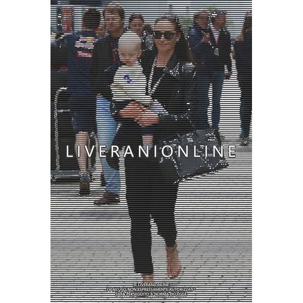 Minttu Virtanen (FIN), wife of Kimi Raikkonen (FIN) Ferrari, with their baby son Robin. 30.04.2016. Formula 1 World Championship, Rd 4, Russian Grand Prix, Sochi Autodrom, Sochi, Russia, Qualifying Day. / AGENZIA ALDO LIVERANI SAS - ITALY ONLY EDITORIAL USE ONLY