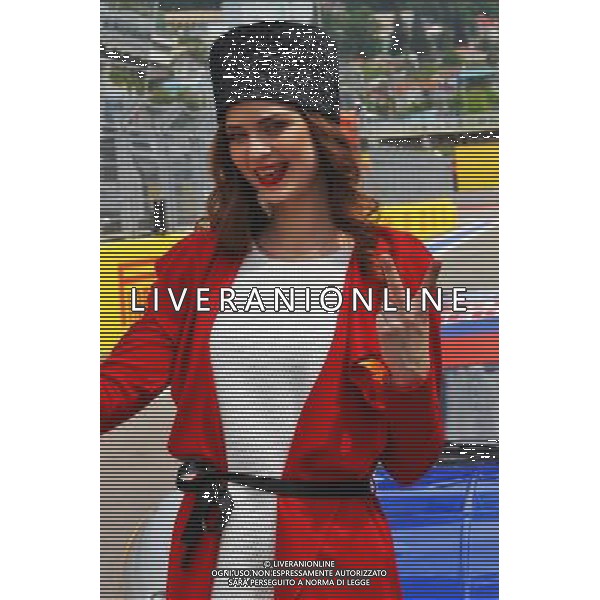 Grid girl. 01.05.2016. Formula 1 World Championship, Rd 4, Russian Grand Prix, Sochi Autodrom, Sochi, Russia, Race Day. AG ALDO LIVERANI SAS ONLY ITALY