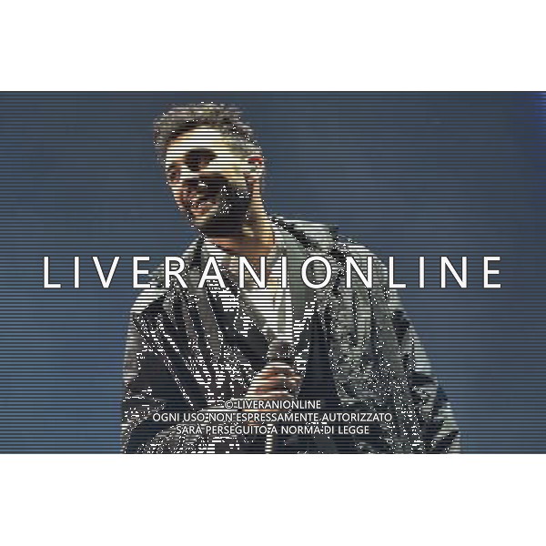 IL CONCERTO DI MARCO MENGONI ALL\'UNIPOL ARENA DI BOLOGNA 01 MAGGIO 2016 © OPTIMAFOTO / AGENZIA ALDO LIVERANI SAS