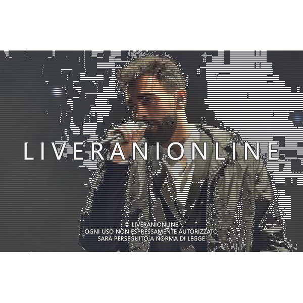 IL CONCERTO DI MARCO MENGONI ALL\'UNIPOL ARENA DI BOLOGNA 01 MAGGIO 2016 © OPTIMAFOTO / AGENZIA ALDO LIVERANI SAS