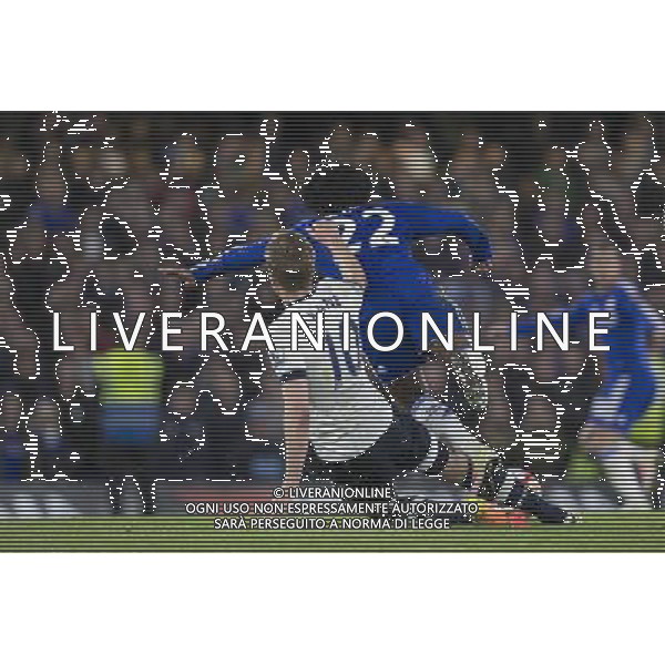 Chelsea\'s Willian is fouled by Tottenham Hotspur\'s Harry Kane, who receives a yellow card for this challenge Photographer Craig Mercer/CameraSport Football - Barclays Premiership - Chelsea v Tottenham Hotspur - Monday 2nd May 2016 - Stamford Bridge - London © CameraSport - 43 Linden Ave. Countesthorpe. Leicester. England. LE8 5PG - Tel: +44 (0) 116 277 4147 - admin@camerasport.com - www.camerasport.com AG ALDO LIVERANI SAS ONLY ITALY