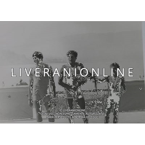 RETROSPETTIVA Giuseppe Abbagnale, Carmine Abbagnale e il timoniere Giuseppe Di Capua AG ALDO LIVERANI SAS