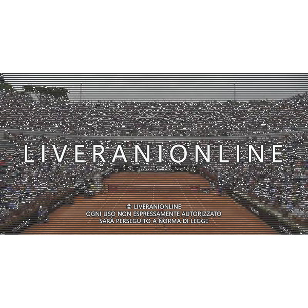 Internazionali BNL d\'Italia 2016 Roma - 11.05.2016 - Foro Italico - nella foto: Il centrale durante l\'incontro di Novak Djokovic /Ph. Corradetti - AGENZIA ALDO LIVERANI SAS