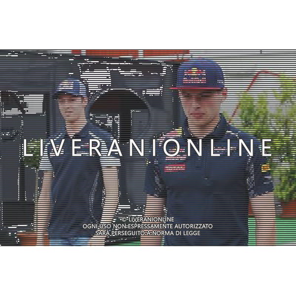 Max Verstappen (NLD) Red Bull Racing and Daniil Kvyat (RUS) Scuderia Toro Rosso. 12.05.2016. Formula 1 World Championship, Rd 5, Spanish Grand Prix, Barcelona, Spain, Preparation Day. - www.xpbimages.com, EMail: requests@xpbimages.com - copy of publication required for printed pictures. Every used picture is fee-liable. © Copyright: Photo4 / XPB Images /Agenzia Aldo Liverani s.a.s./ONLY ITALY-EDITORIAL USE ONLY