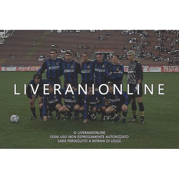 07-12-2000 INTER HERTA BERLINO COPPA UEFA NELLA FOTO FORMAZIONE INTER-LAURENT BLANC-CHRISTIAN VIERI-MATTEO FERRARI-BRUNO CIRILLO-JAVIER ZANETTI- SEBASTIAN FREY SED ALVARO RECOBA-VLADIMIR JUGOVIC-LUIGI DI BIAGIO-IVAN CORDOBA-FRANCISCO FARINOS. AG ALDO LIVERANI SAS