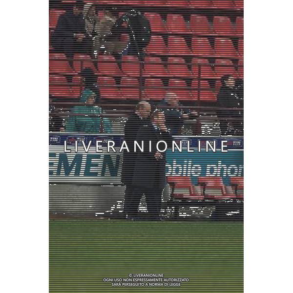 07-12-2000 INTER HERTA BERLINO COPPA UEFAâ€¨NELLA FOTO ROEBER JURGEN ALLENATORE HERTA BERLINOâ€¨AG ALDO LIVERANI SAS