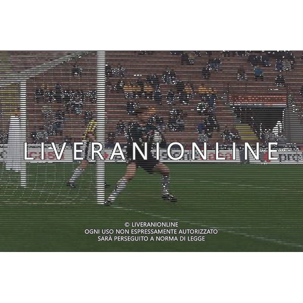26 OTTOBRE 2000 SECONDO TURNO ANDATA INTER VITESSE COPPA UEFA NELLA FOTO EDWIN ZOETEBIER AG ALDO LIVERANI SAS