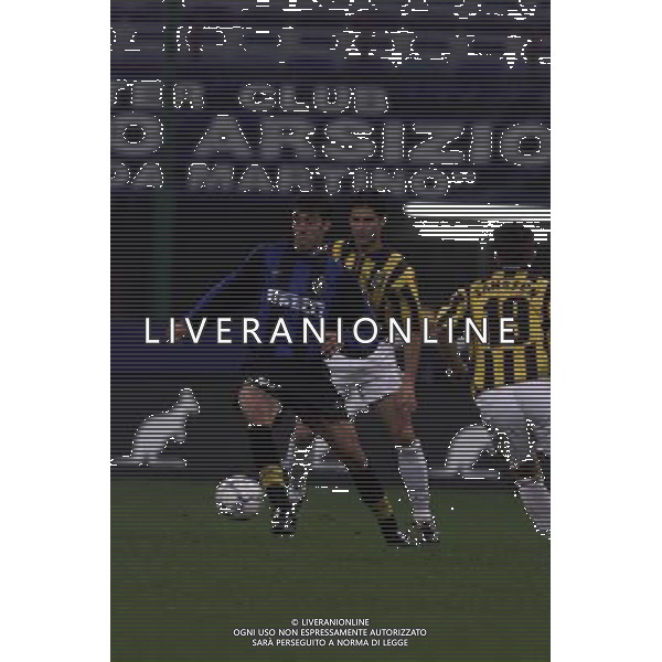 26 OTTOBRE 2000 SECONDO TURNO ANDATA INTER VITESSE COPPA UEFA NELLA FOTO HAKAN SUKUR AG ALDO LIVERANI SAS