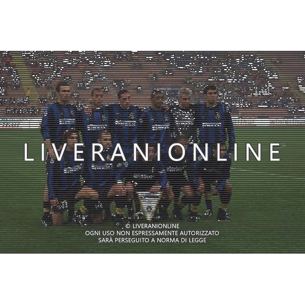 26 OTTOBRE 2000 SECONDO TURNO ANDATA INTER VITESSE COPPA UEFA NELLA FOTO FORMAZIONE INTER LAURENT BLANC-MATTEO FERRARI-BRUNO CIRILLO-VAMPETA-SEBASTIAN FREY-HAKAN SUKUR SED.ANDREA PIRLO-LUIGI DI BIAGIO-IVAN ZAMORANO-FRANCISCO FARINOS-IVAN CORDOBA AG ALDO LIVERANI SAS