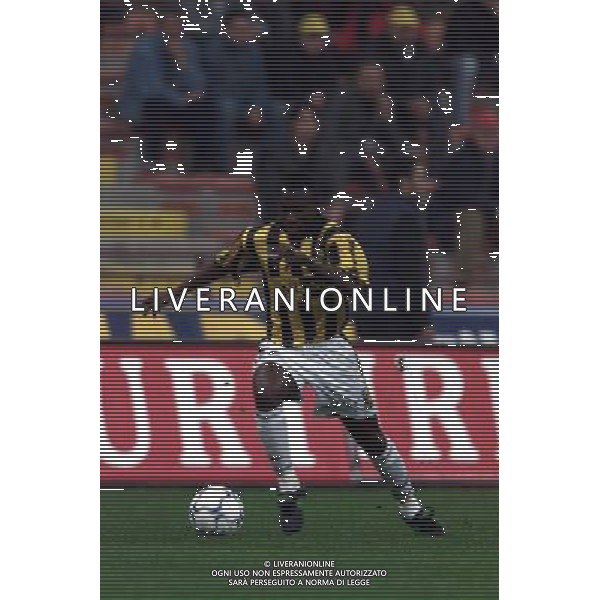 26 OTTOBRE 2000 SECONDO TURNO ANDATA INTER VITESSE COPPA UEFA NELLA FOTO MATHEW AMOAH AG ALDO LIVERANI SAS