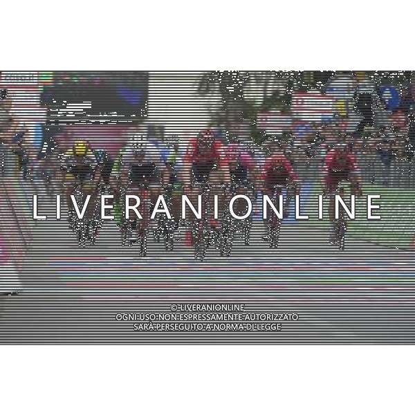 13-05-2016 Giro D\'italia; Tappa 07 Sulmona - Foligno; 2016, Lotto Soudal; 2016, Trek Factory Racing; 2016, Lampre - Merida; Greipel, Andre; Nizzolo, Giacomo; Modolo, Sacha; Foligno; Â© SIROTTI / AGENZIA ALDO LIVERANI SAS 