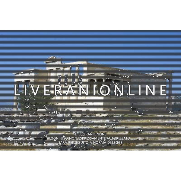 GRECIA 2001- ATENE NELLA FOTO ERECHTHEION AG ALDO LIVERANI SAS