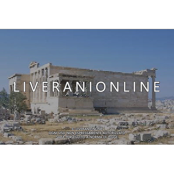 GRECIA 2001- ATENE NELLA FOTO ERECHTHEION AG ALDO LIVERANI SAS