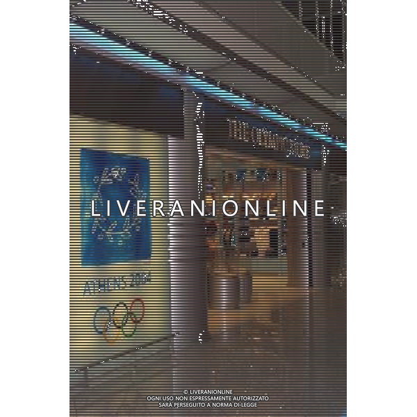 GRECIA 2001- ATENE NELLA FOTO OLYMPIC STORE AG ALDO LIVERANI SAS