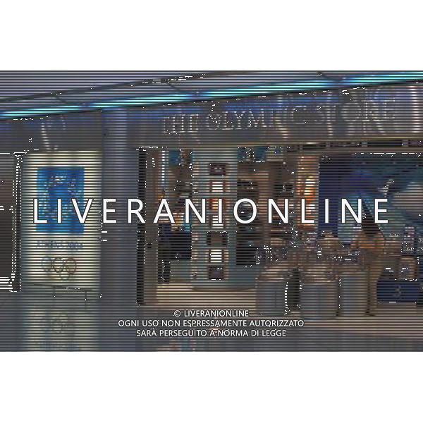 GRECIA 2001- ATENE NELLA FOTO OLYMPIC STORE AG ALDO LIVERANI SAS