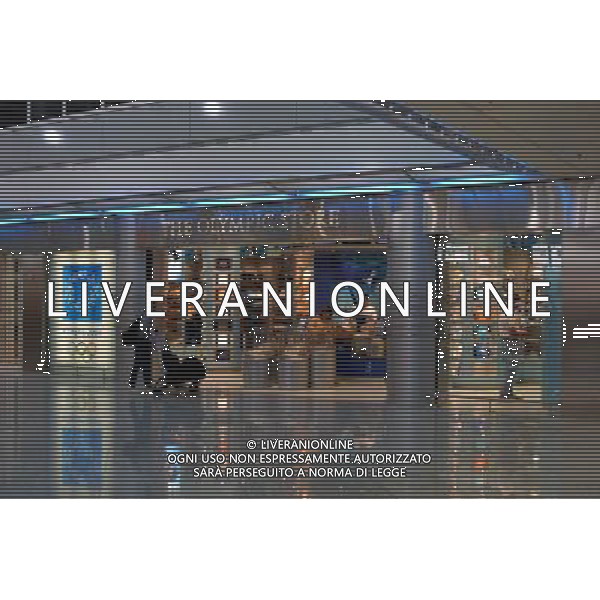 GRECIA 2001- ATENE NELLA FOTO OLYMPIC STORE AG ALDO LIVERANI SAS