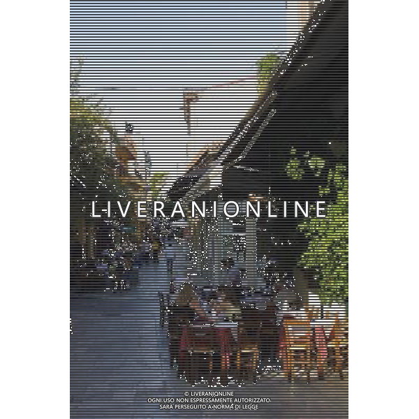 GRECIA 2001- ATENE NELLA FOTO TAVERNE BAR DI ATENE AG ALDO LIVERANI SAS