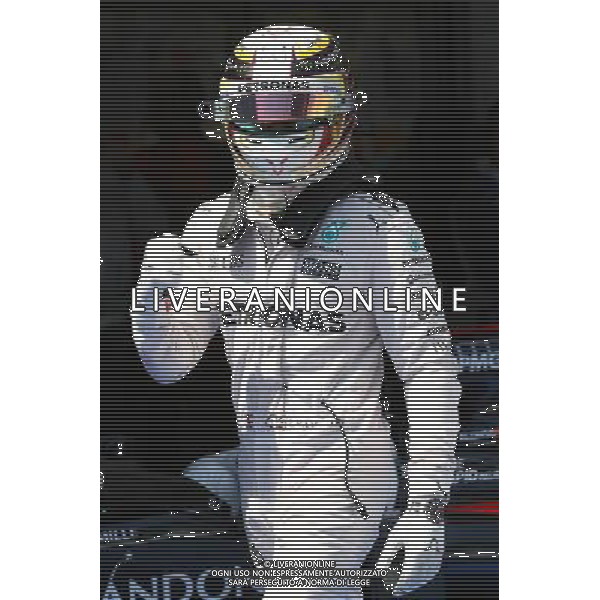 Pole for Lewis Hamilton (GBR) Mercedes Petronas AMG F1. 14.05.2016. Formula 1 World Championship, Rd 5, Spanish Grand Prix, Barcelona, Spain, Qualifying Day. AG ALDO LIVERANI SAS ONLY ITALY