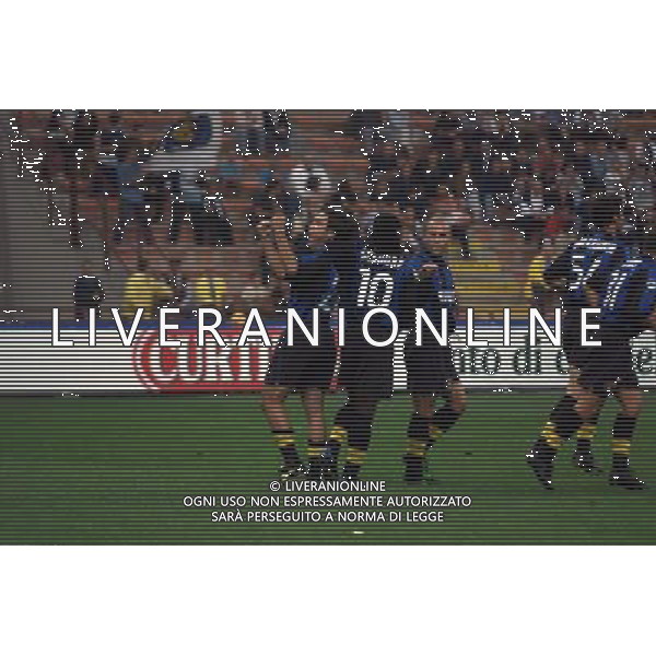 28-SETTEMBRE 2000 COPPA UEFA NELLA FOTO ABBRACCI INTER AG ALDO LIVERANI SAS