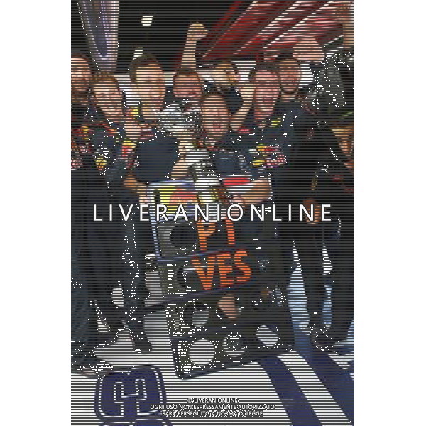 The Red Bull Racing celebrate victory for Max Verstappen (NLD) Red Bull Racing. 15.05.2016. Formula 1 World Championship, Rd 5, Spanish Grand Prix, Barcelona, Spain, Race Day. 